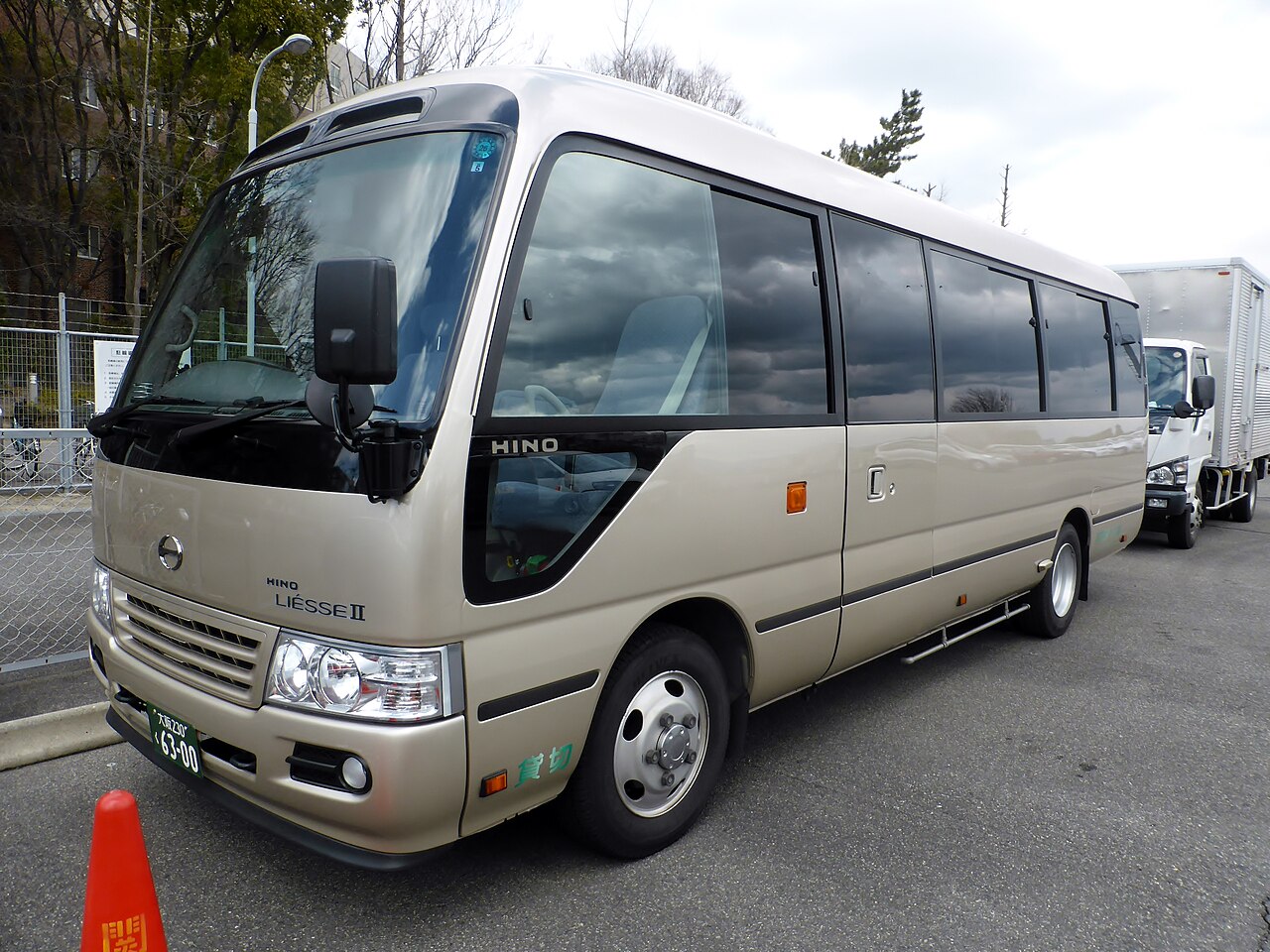 Hino Liesse II